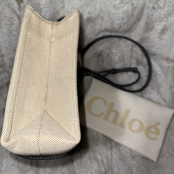 Authentic Chloe Woody Small Tote Bag with Strap - Picture 6 of 7